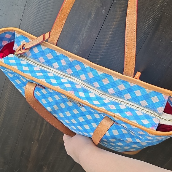 Dooney & Bourke Blue Zip Top Gingham Canvas Tote Shoulder Bag Tan Leather Accent - Picture 9 of 14